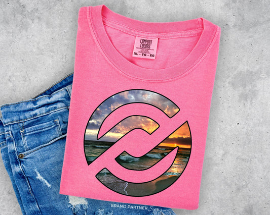 Florida coast beach Comfort Colors T-shirt in Crunchberry with sunset graphic
